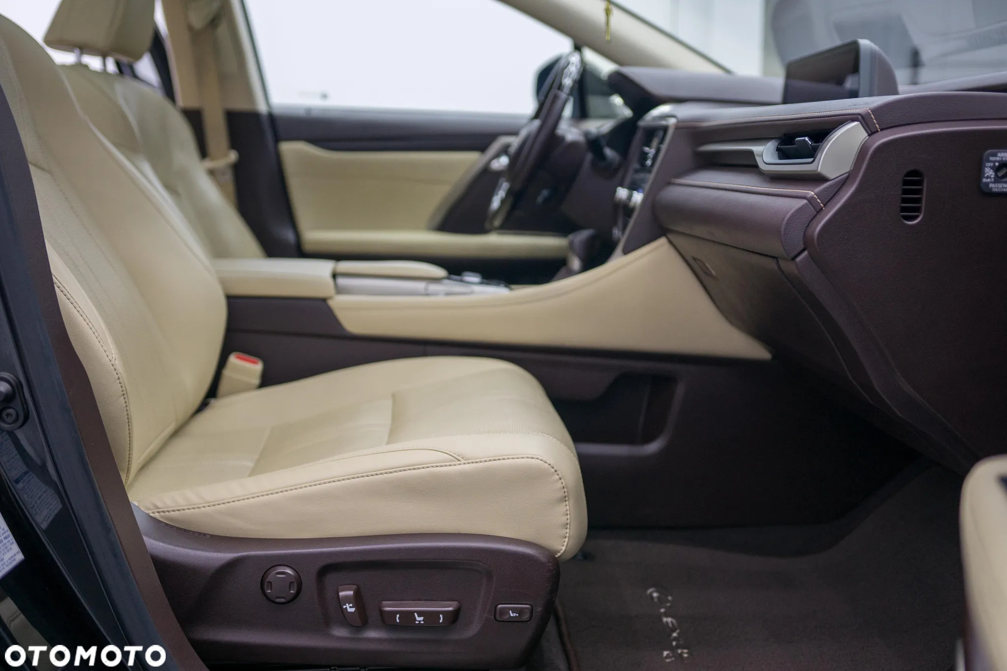 Lexus RX 450h Prestige - 13