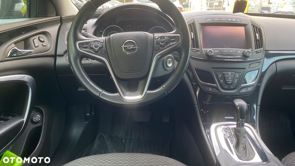 Opel Insignia - 15