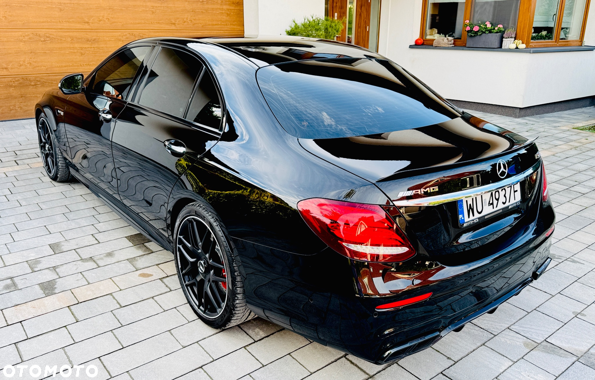 Mercedes-Benz Klasa E AMG 63 S 4-Matic+ - 3