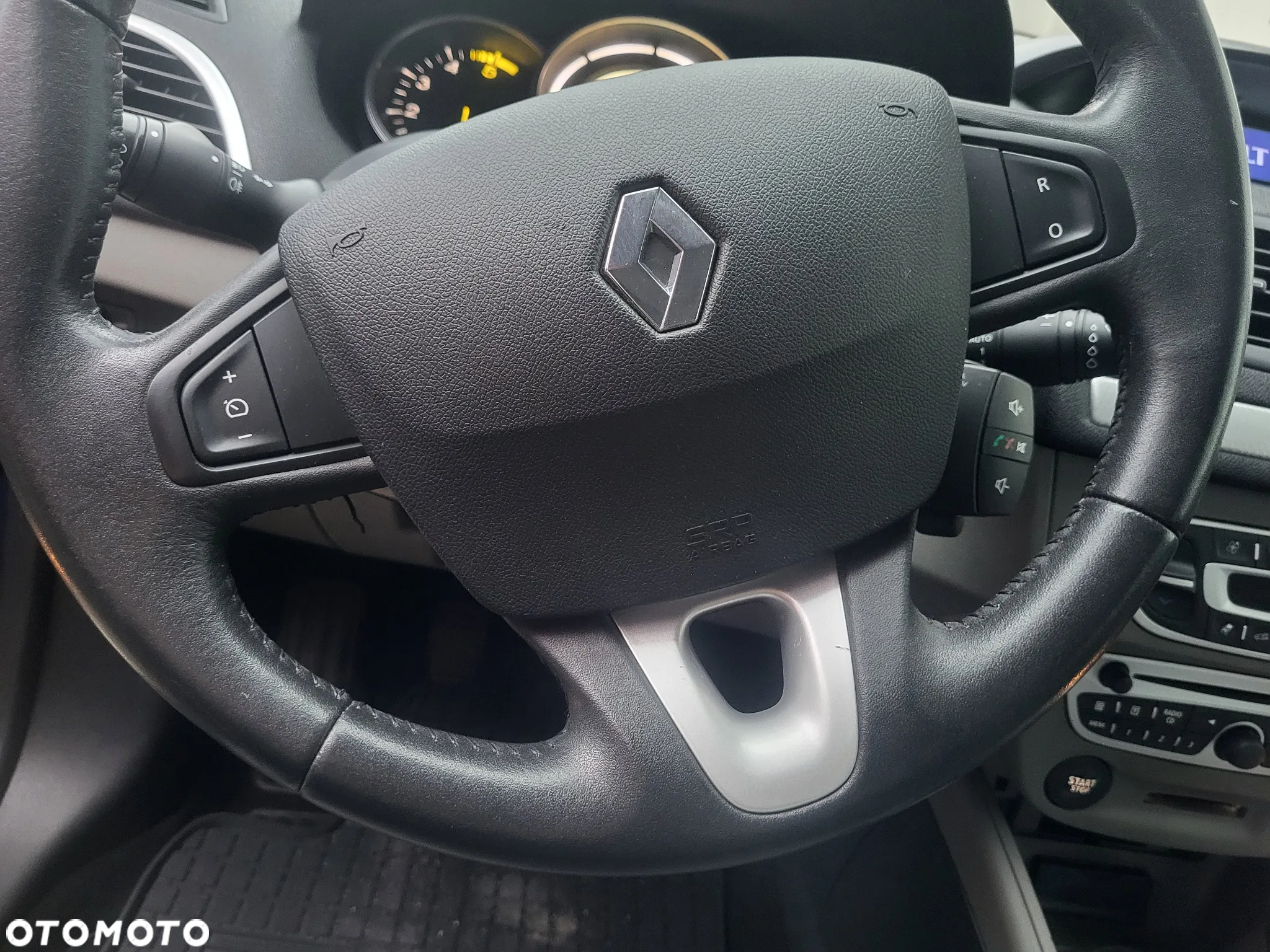 Renault Megane 1.5 dCi Dynamique - 11