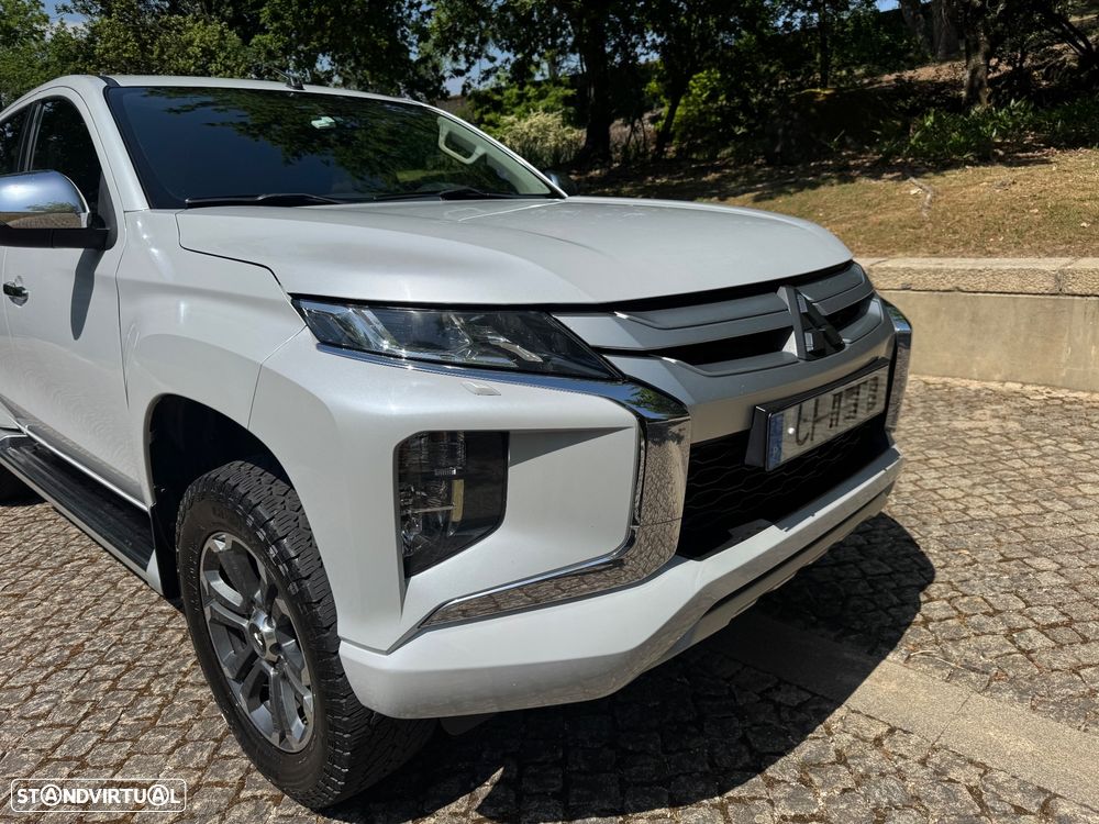 Mitsubishi L200 Pick Up 4x4 S&S Cabine Dupla Select - 8