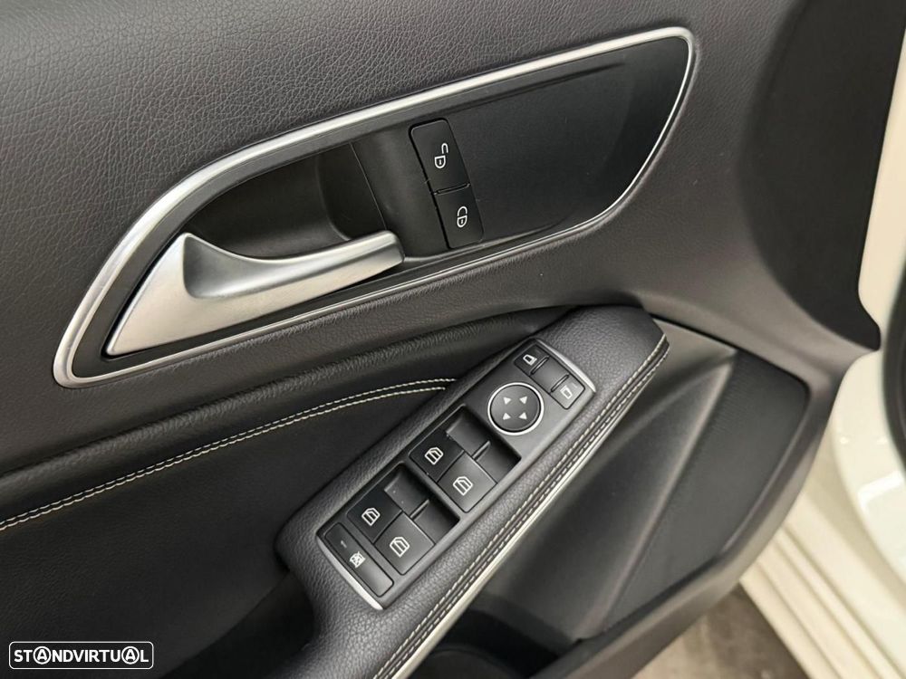 Mercedes-Benz A 180 d 7G-DCT Urban - 31