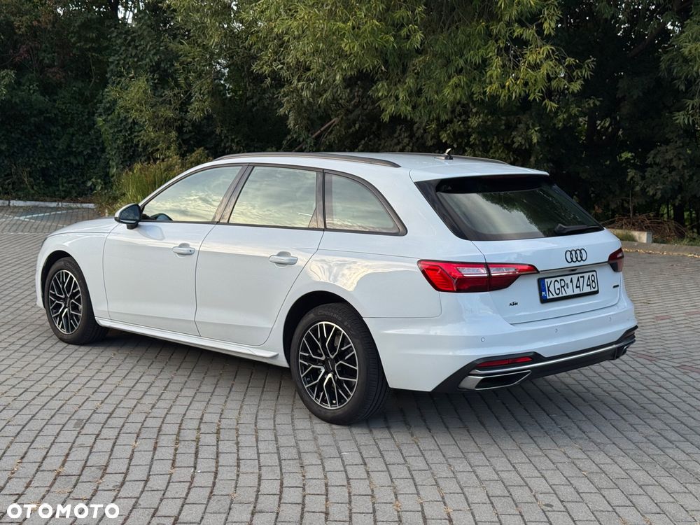 Audi A4 Avant 40 TDI quattro S tronic advanced - 5