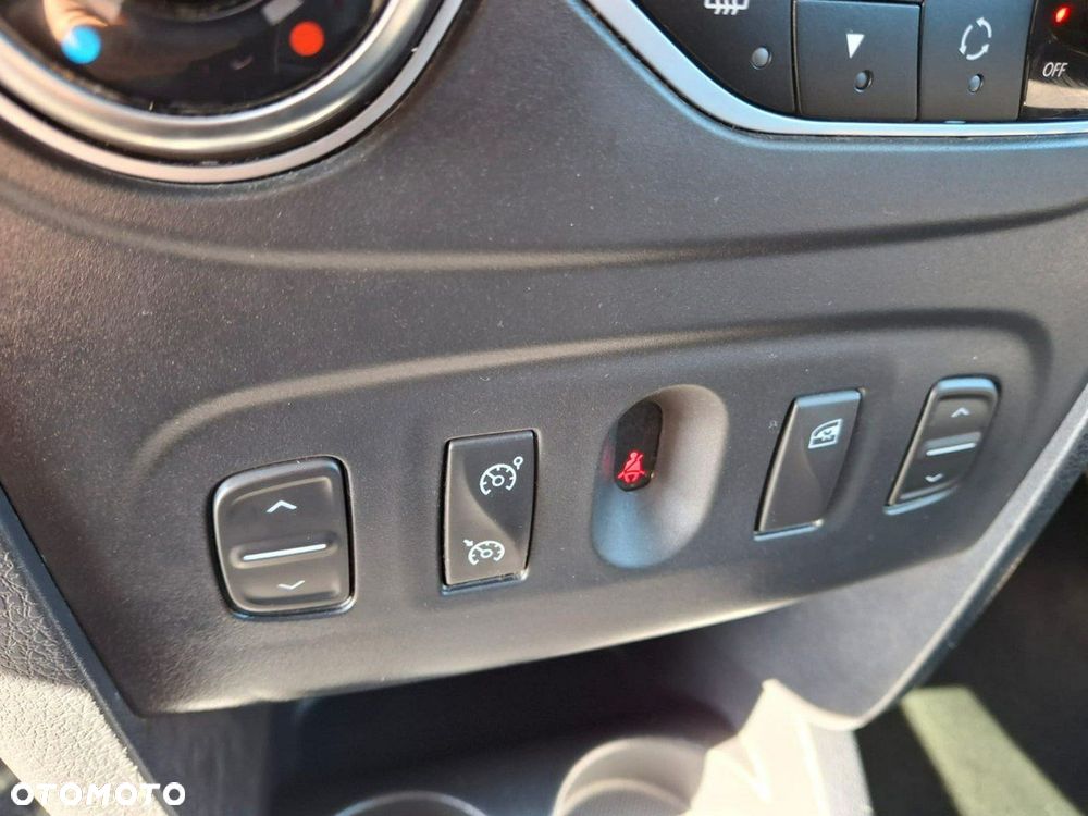 Dacia Sandero Stepway - 16