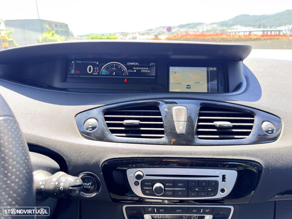Renault Grand Scénic 1.5 dCi Bose Edition SS - 28