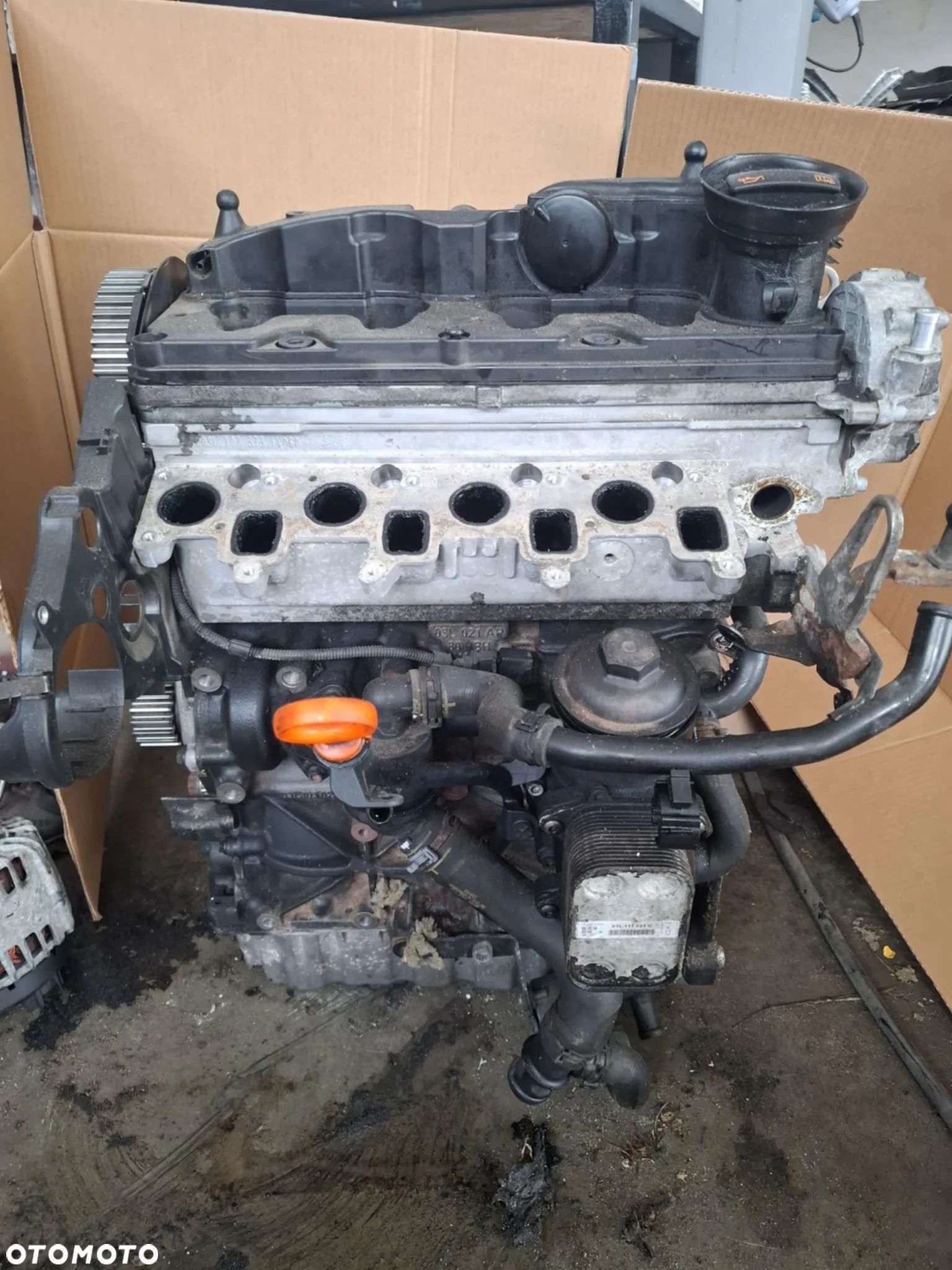 SILNIK USZKODZONY VW TIGUAN PASSAT B7 2,0 TDI 140 KM CFF SŁUPEK GŁOWICA - 1