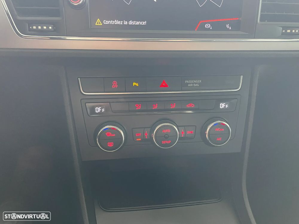 SEAT Leon 1.6 TDI S&S Style - 22