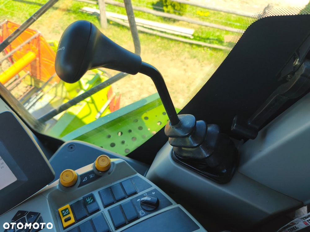 Claas Tucano 832 - 36