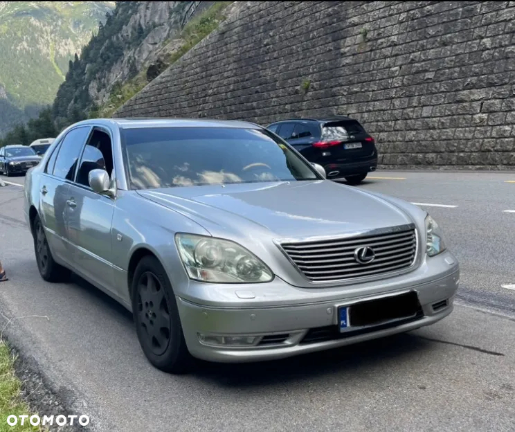 Lexus LS 430 Voyage - 11
