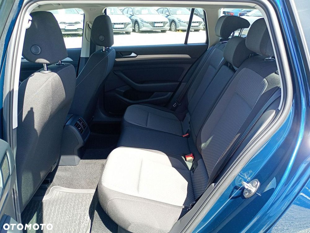 Volkswagen Passat Variant 2.0 TDI EVO Essence - 24