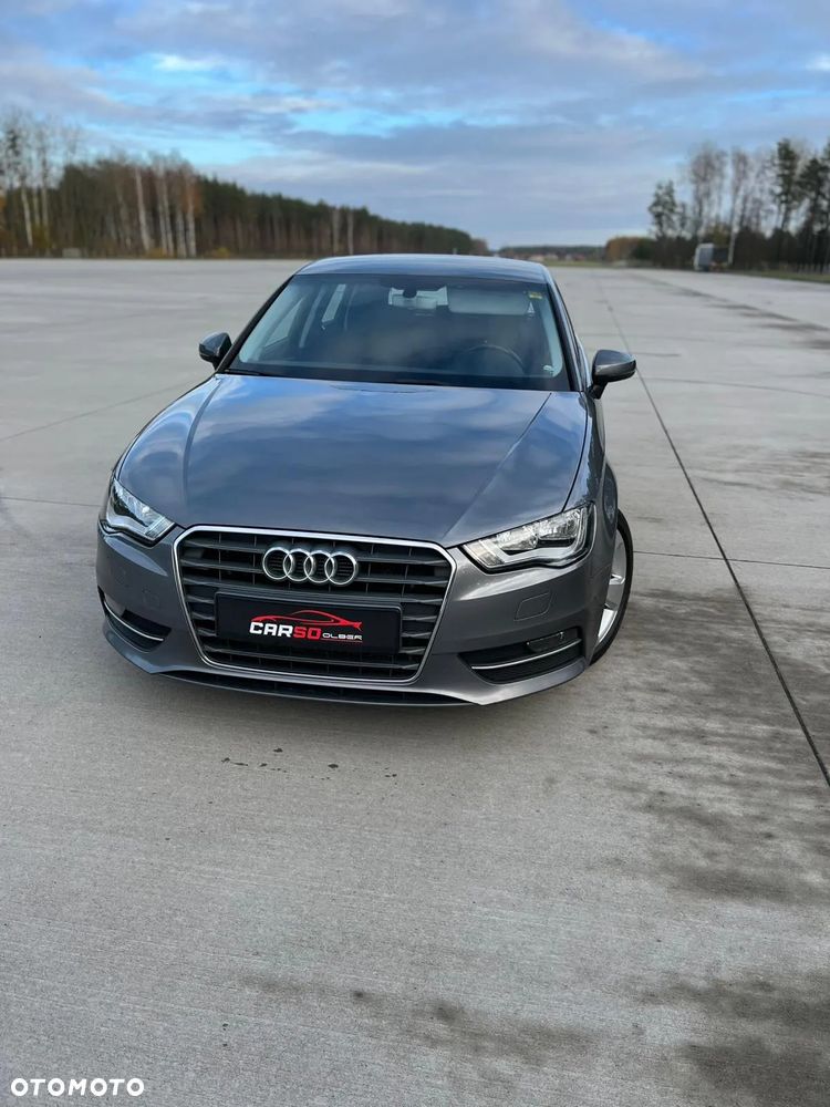 Audi A3 Sportback 2.0 TDI - 14