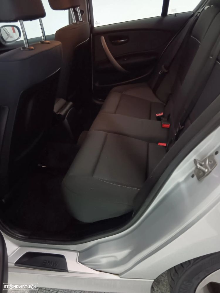 BMW 116 d Sport Line - 9