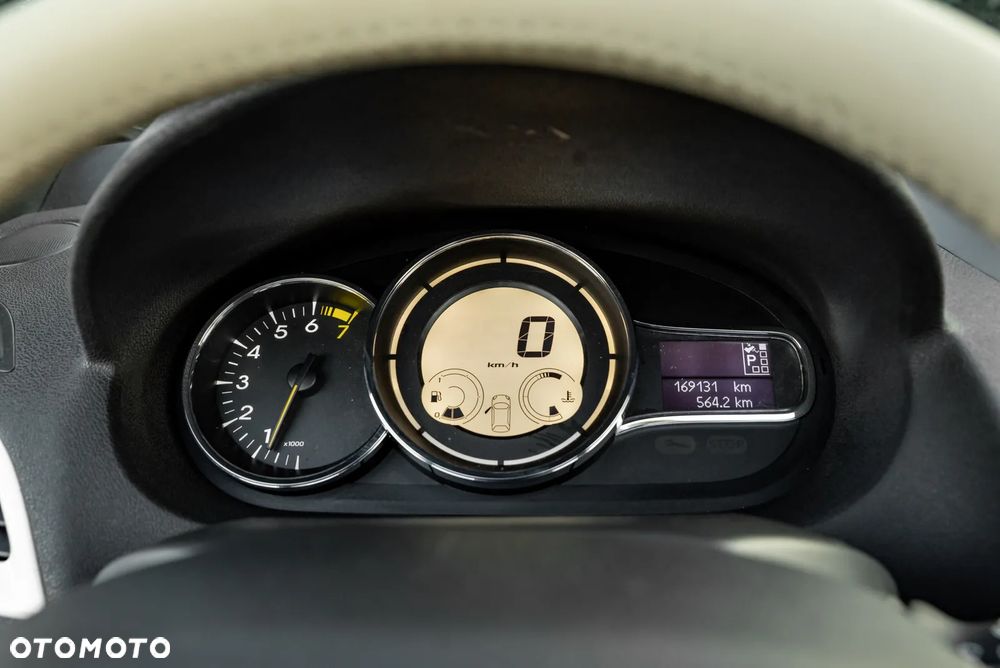 Renault Megane 2.0 140 CVT Floride Collection 2013 - 35
