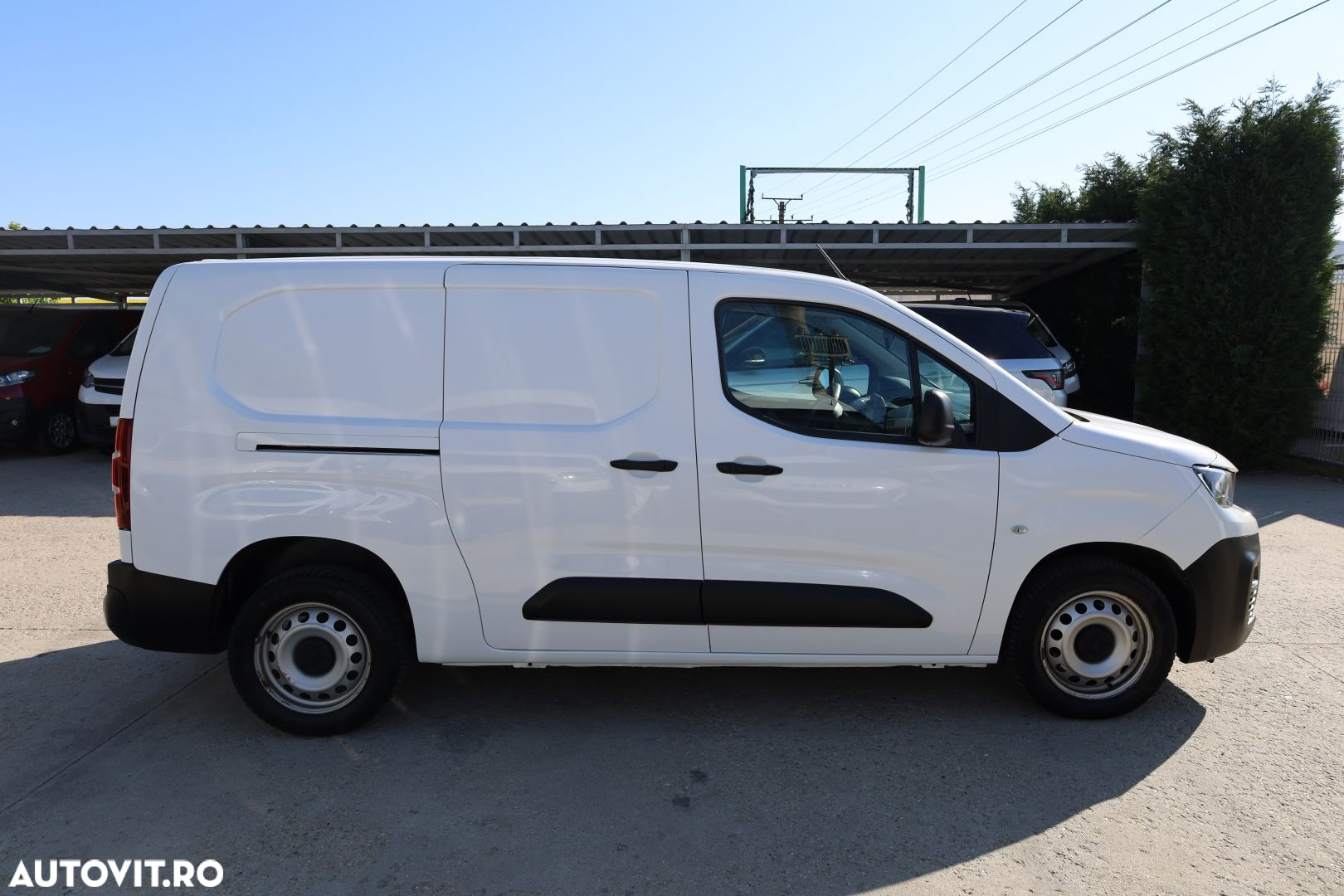 Peugeot Partner - 8