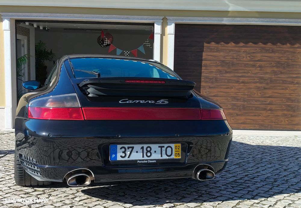 Porsche 911 (996) - 1