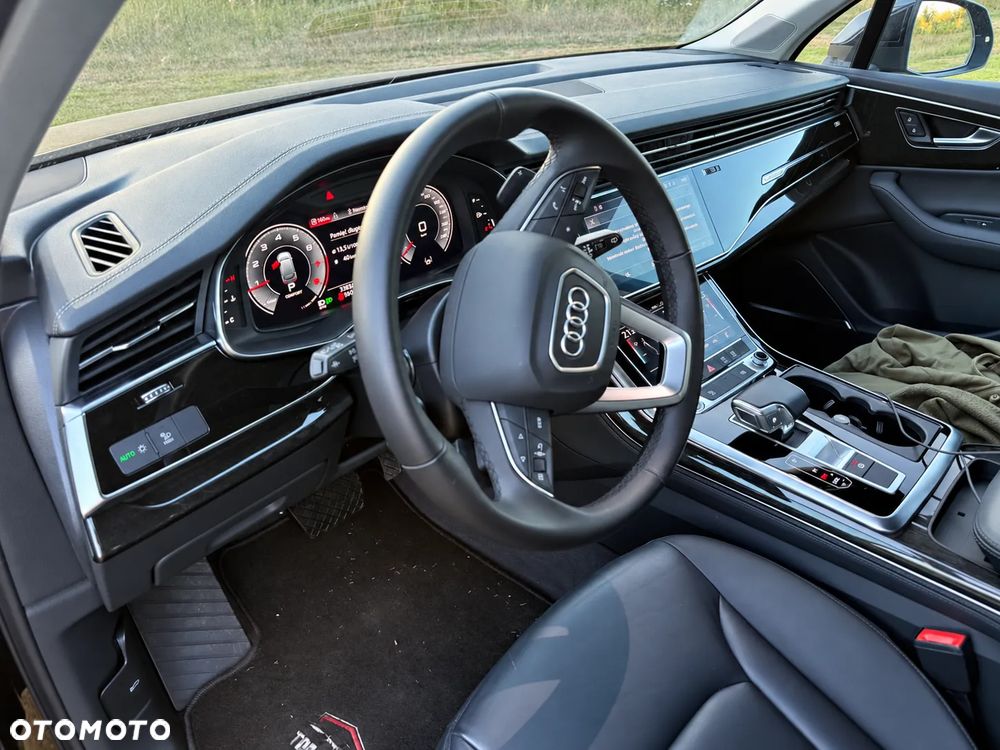 Audi Q7 - 6