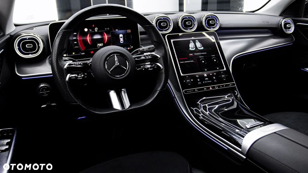 Mercedes-Benz Klasa C 200 mHEV AMG - 14