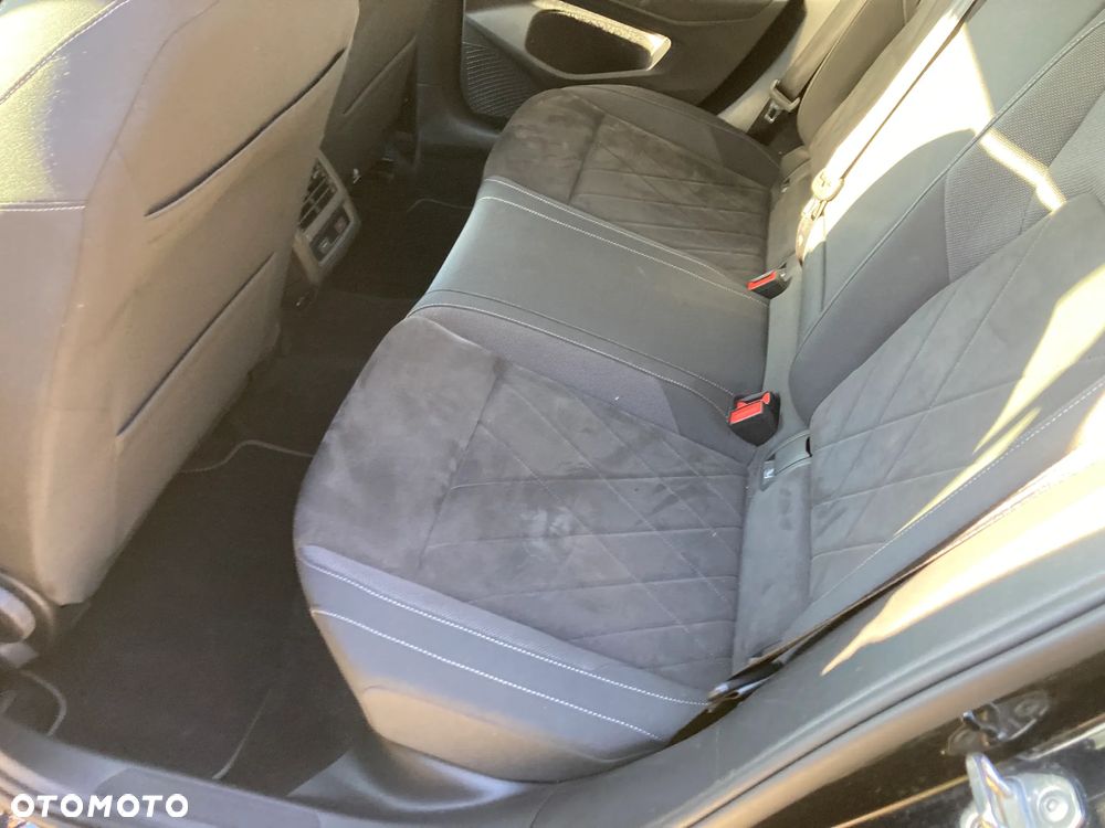 Volkswagen Golf 1.5 eTSI OPF DSG Style - 17