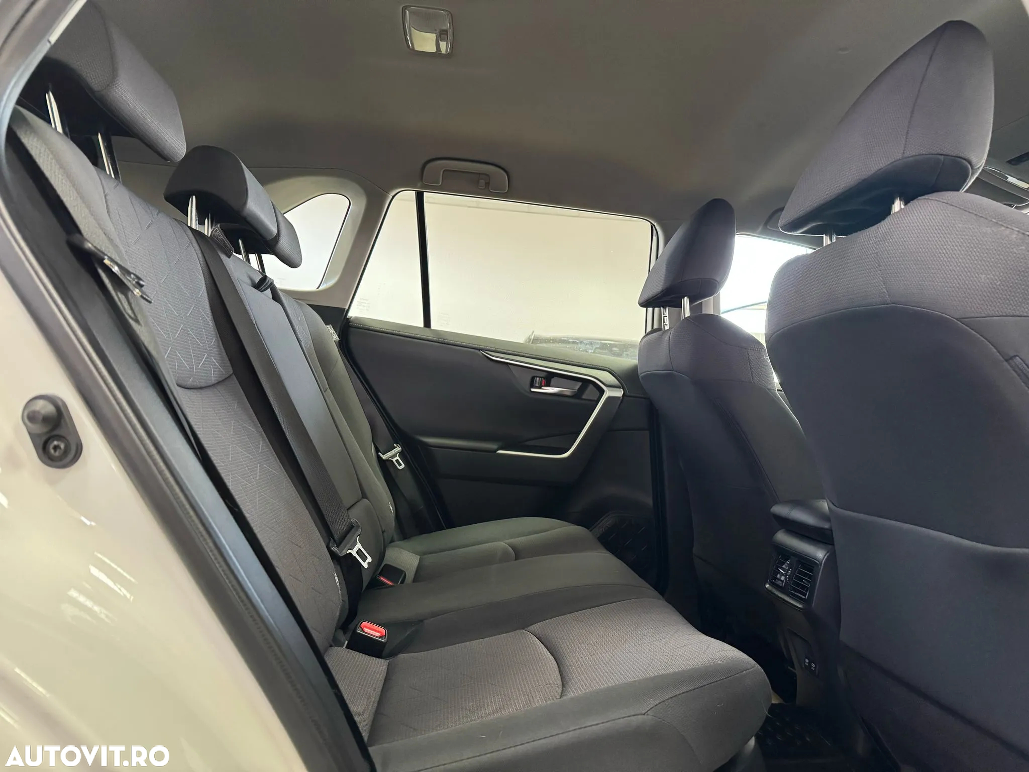Toyota RAV4 2.5 Hybrid VVT-iE 4x4 Active - 14