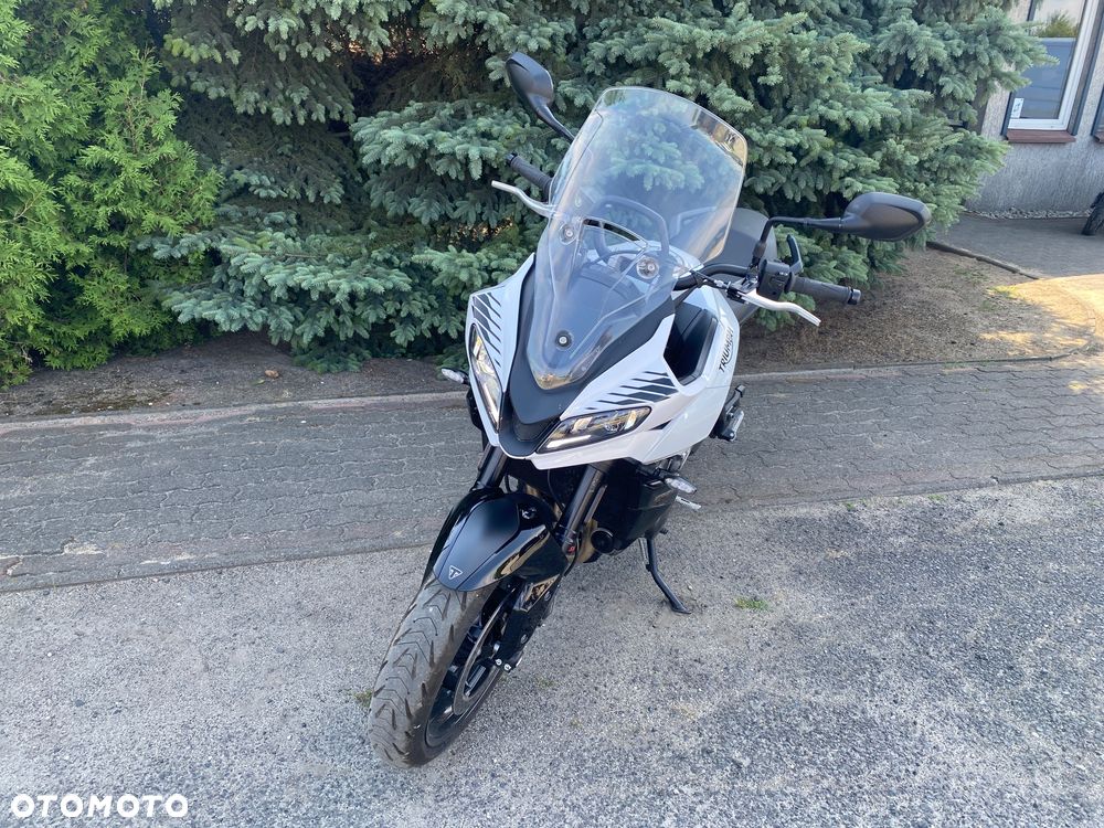 Triumph Tiger - 16