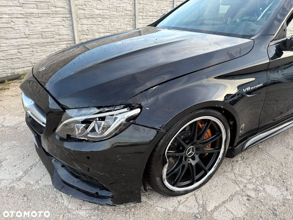 Mercedes-Benz Klasa C AMG 63 S - 24