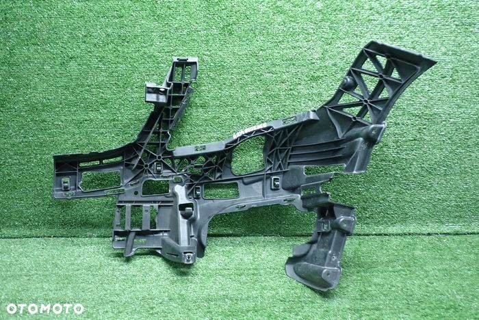 MERCEDES W204 204 GLK LIFT 12-15 ślizg zderzaka prawy - 4