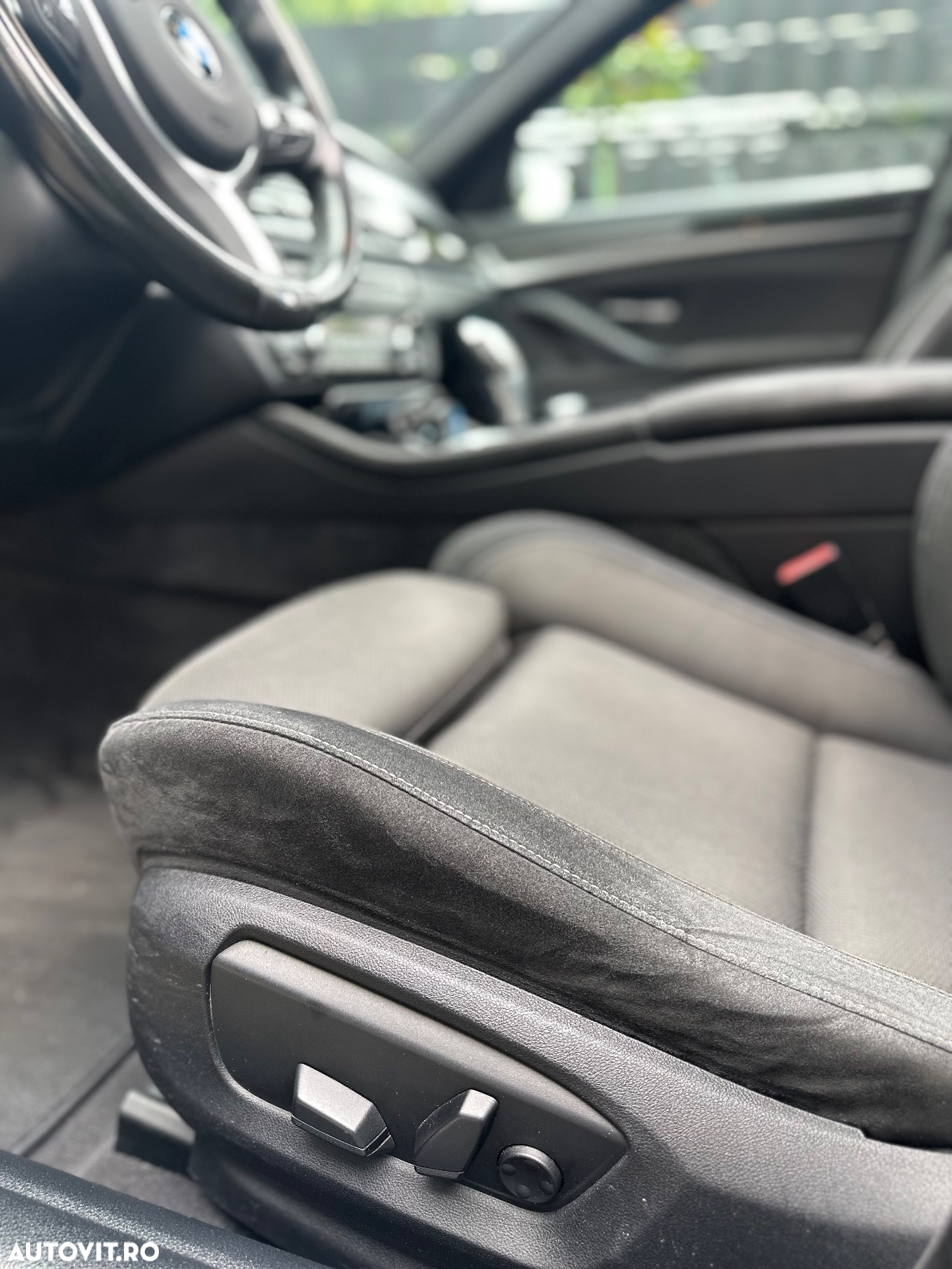 BMW Seria 5 520d xDrive Touring Aut. M Sport Edition - 16