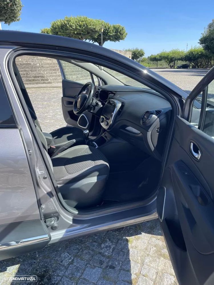 Renault Captur - 11