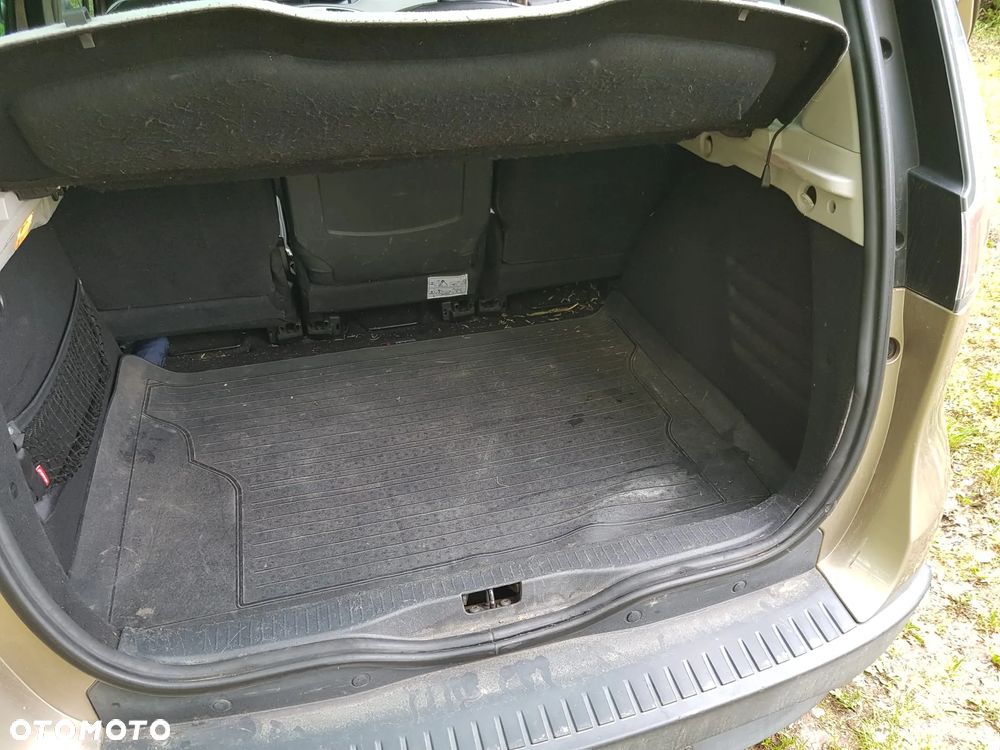 Renault Scenic 1.5 dCi Bose - 9