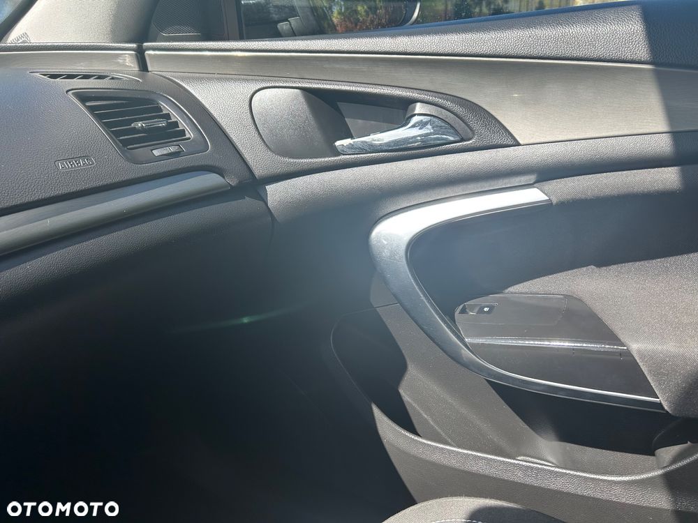 Opel Insignia 2.0 CDTI - 21