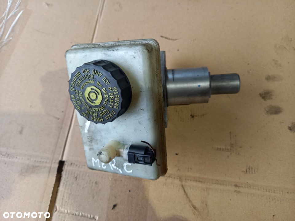 MERCEDES-BENZ S W220 GŁÓWNY CYLINDER HAMULCA 32662134