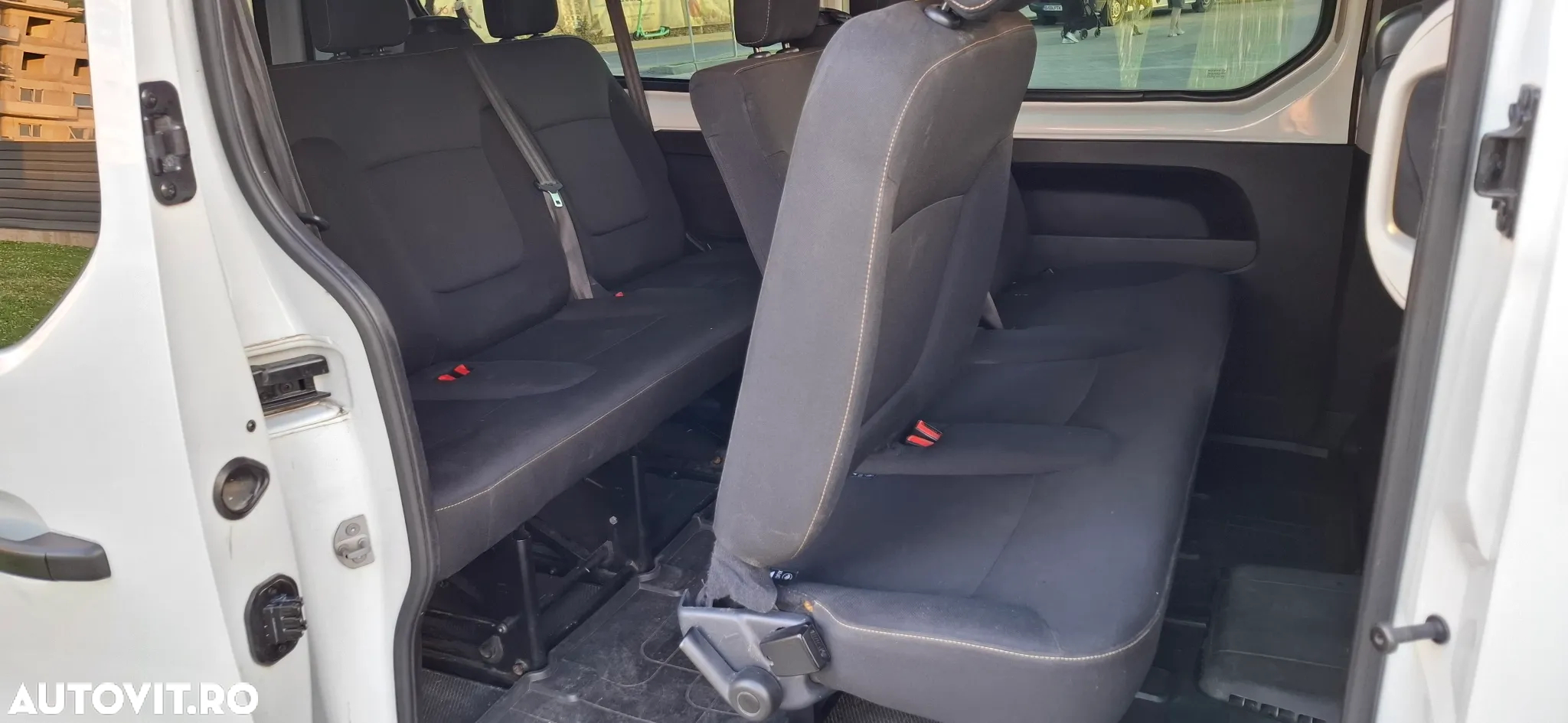 Renault Trafic - 11