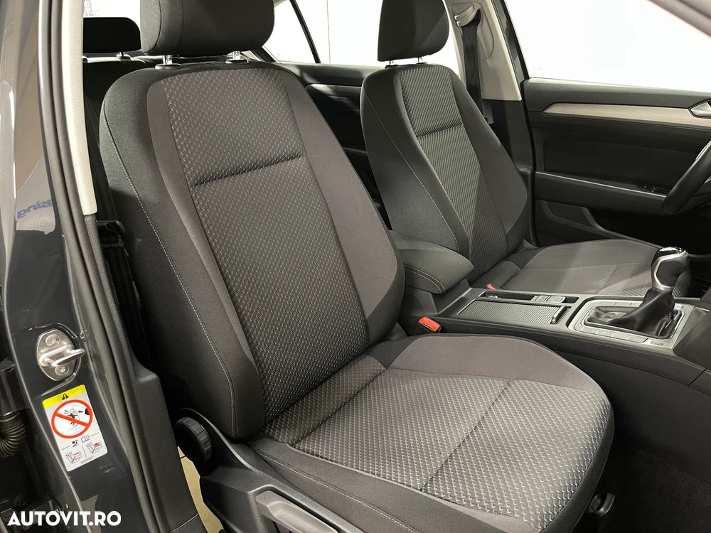 Volkswagen Passat 1.5 TSI ACT Advance - 10