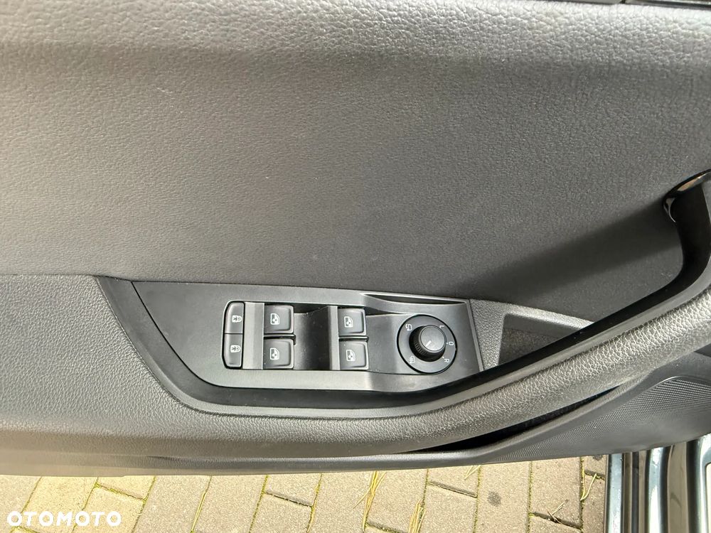 Skoda Superb 2.0 TDI Style DSG7 - 12