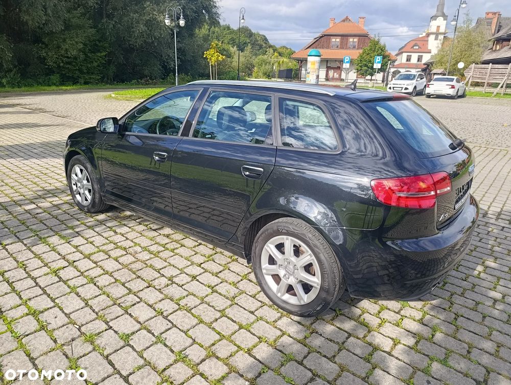 Audi A3 Sportback 1.6 TDI Attraction - 11