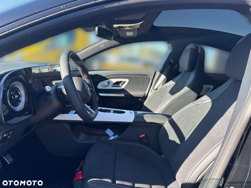 Mercedes-Benz CLA - 14