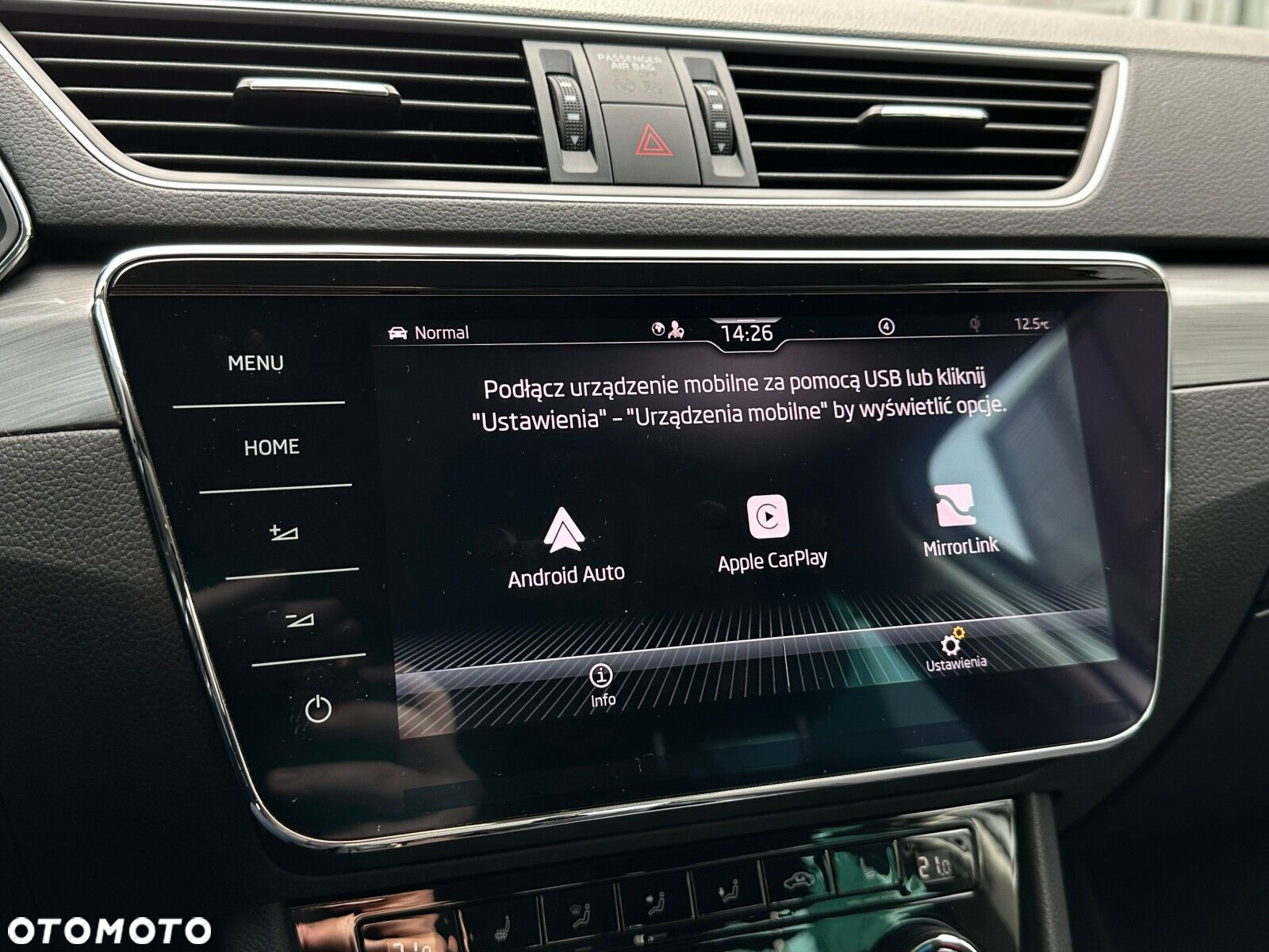 Skoda Superb 2.0 TDI SCR Style DSG - 30
