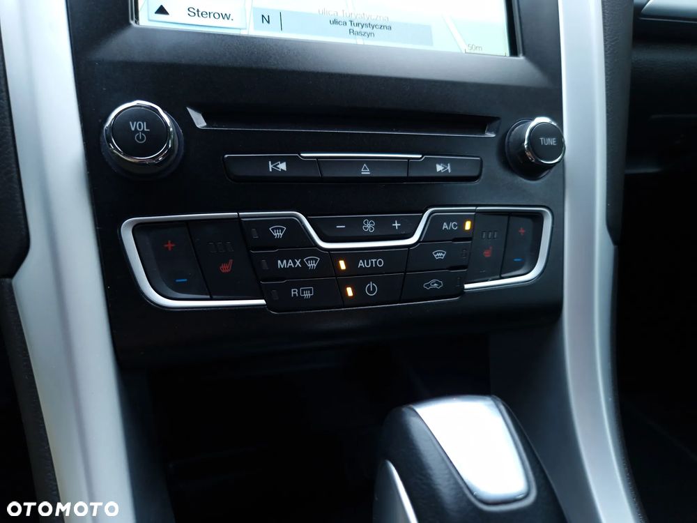 Ford Mondeo 2.0 TDCi Gold Edition PowerShift - 29