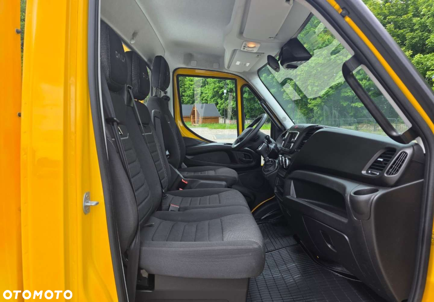 Iveco Daily - 12