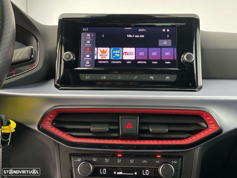 SEAT Arona 1.0 TSI FR - 23