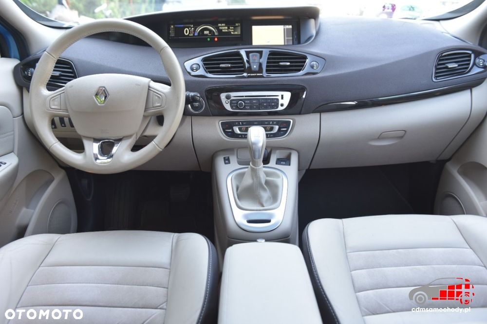 Renault Scenic - 22