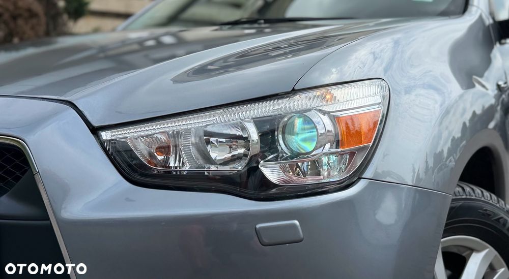 Mitsubishi ASX - 10