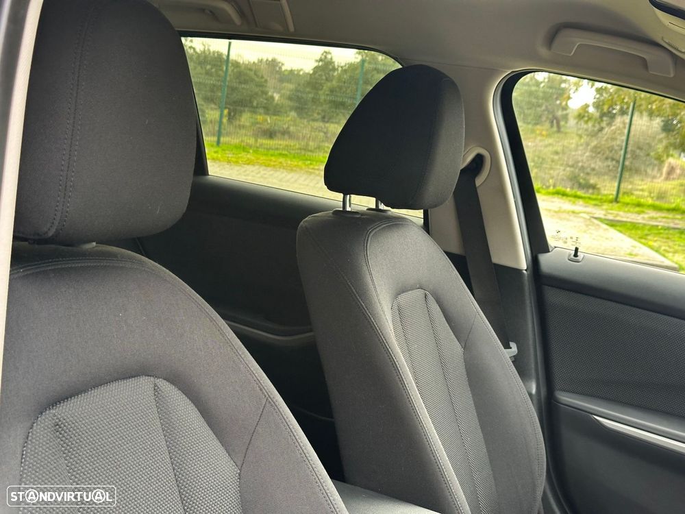 BMW 330 e Line Luxury Auto - 19