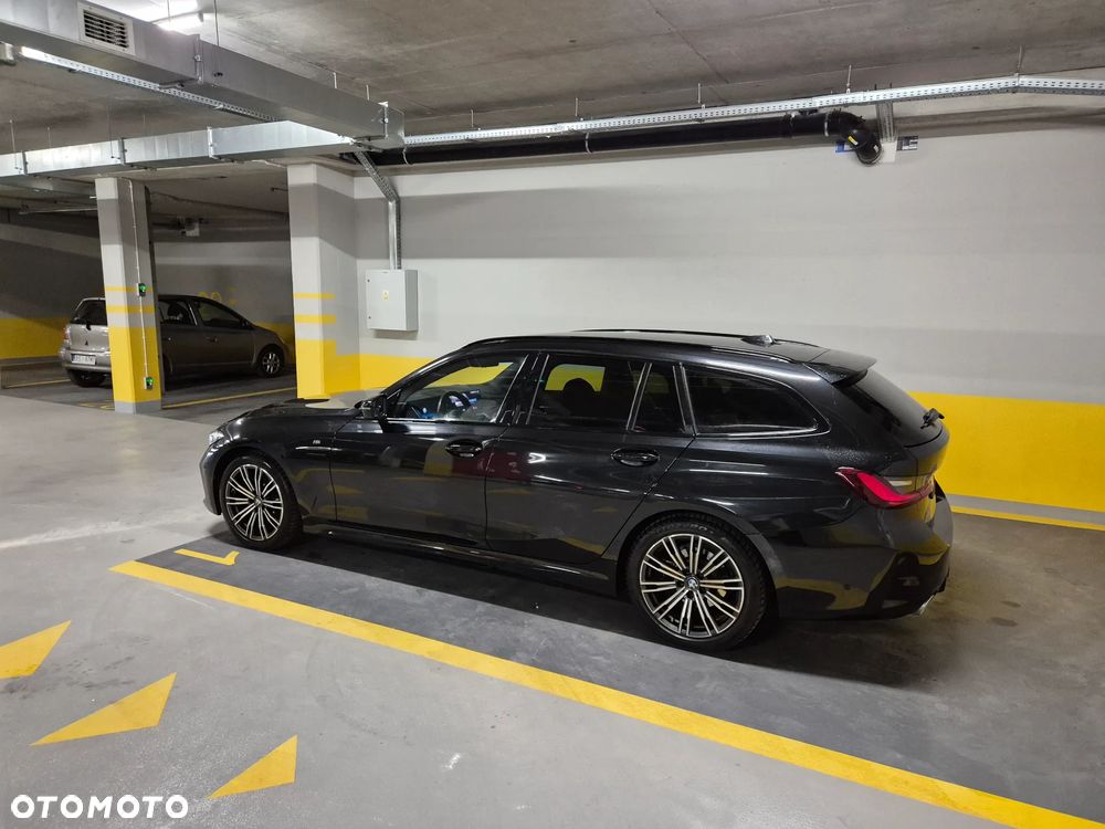 BMW Seria 3 320d xDrive M Sport Sport - 5