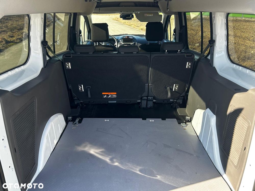 Ford Transit Connect - 35