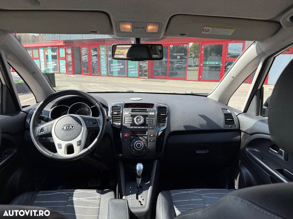 Kia Venga - 10