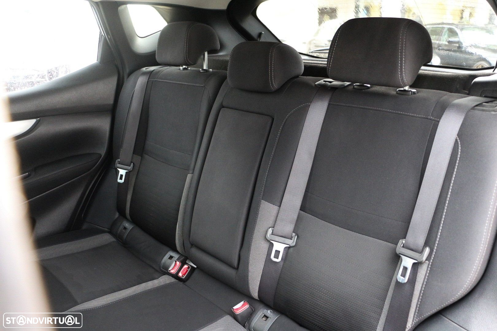 Nissan Qashqai 1.5 dCi N-Connecta - 15