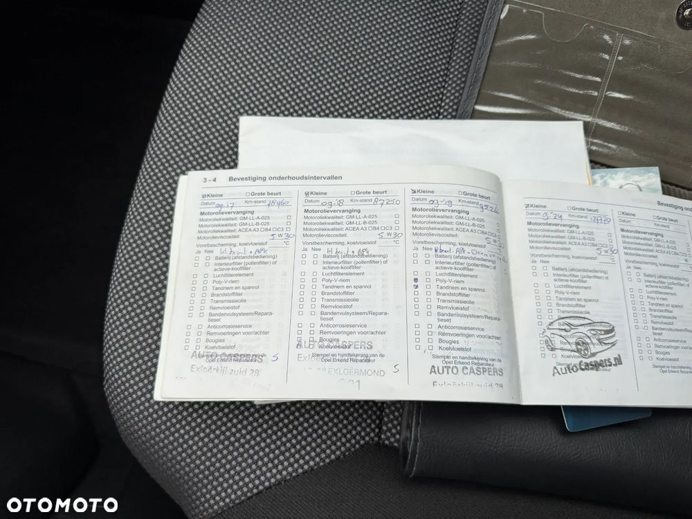 Opel Zafira 1.8 Cosmo - 36