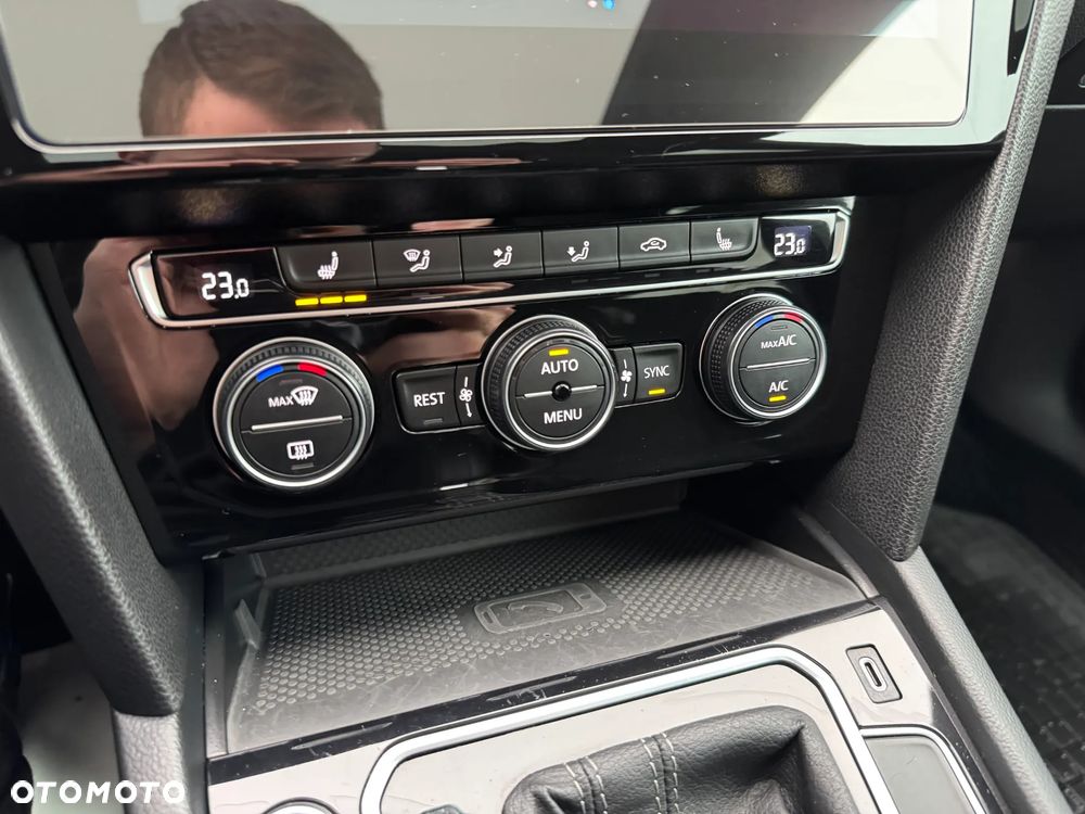 Volkswagen Arteon 2.0 TSI DSG R-Line - 31