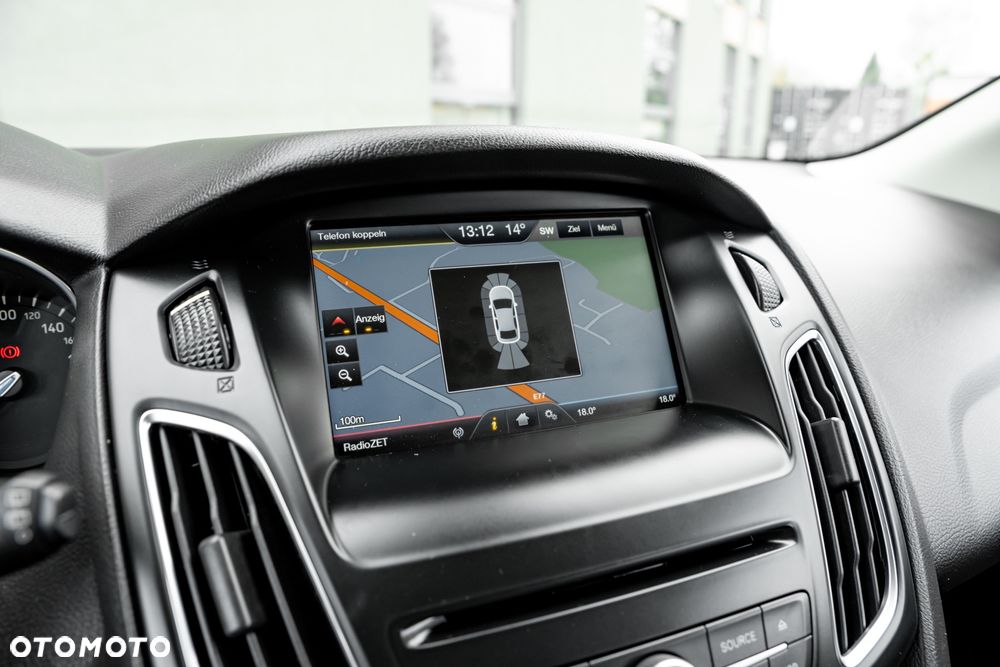 Ford Focus 1.0 EcoBoost Trend - 36